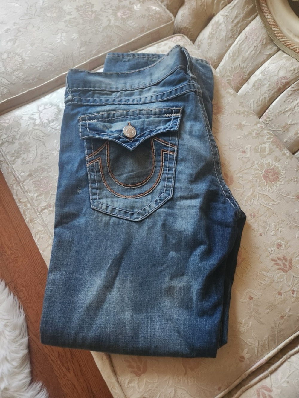 True Religion Men's Dark Blue Relaxed Denim Jeans with Signature Pocket